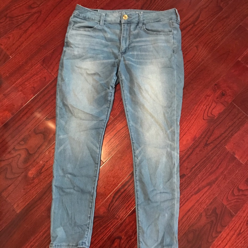 American Eagle skinny jeans